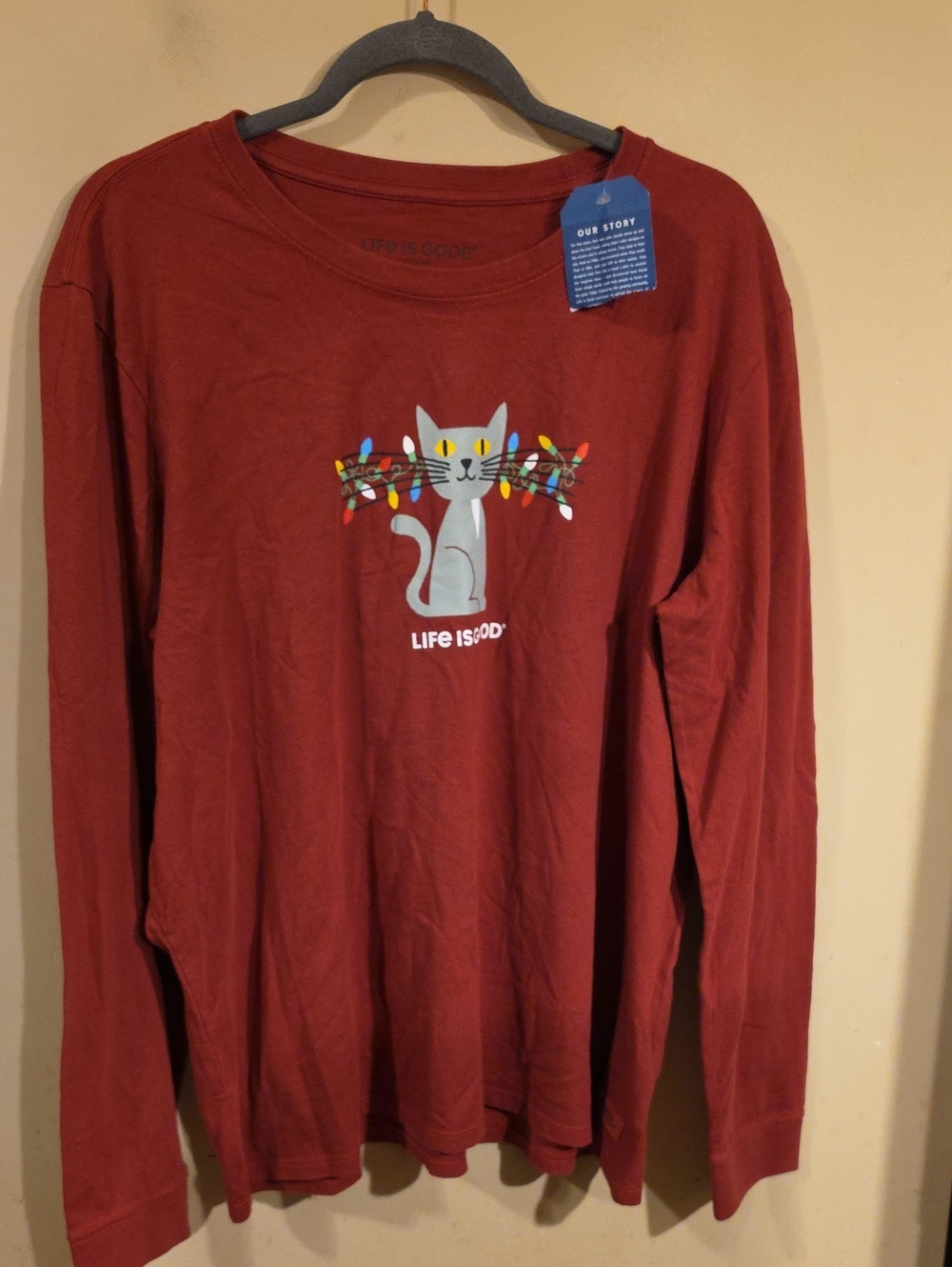 Life Is Good Burgundy Long Sleeve Tee with Cat and Holiday Lights